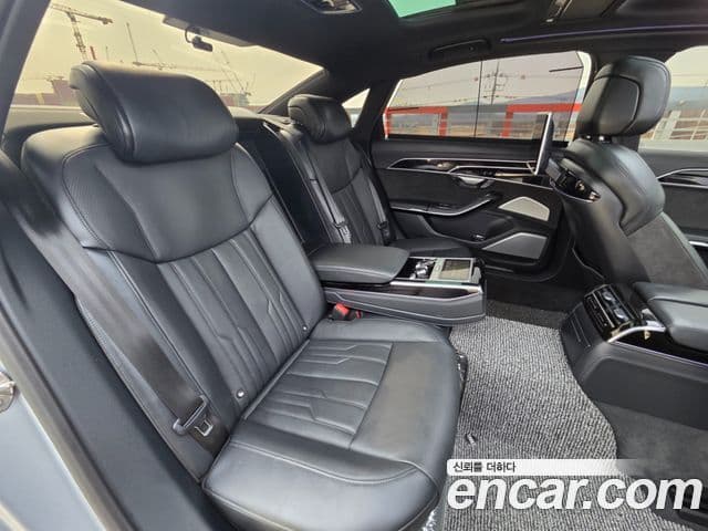 Audi A8 (D5) 55 TFSI Quattro LWB, 2020 16