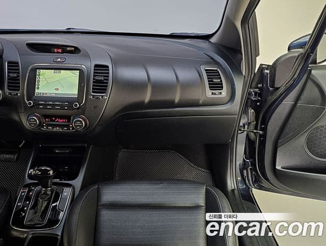 Kia The / новый New K3 E тип, 2016 14