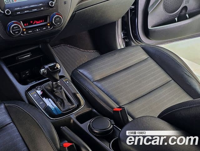 Kia The / новый New K3 E тип, 2016 15