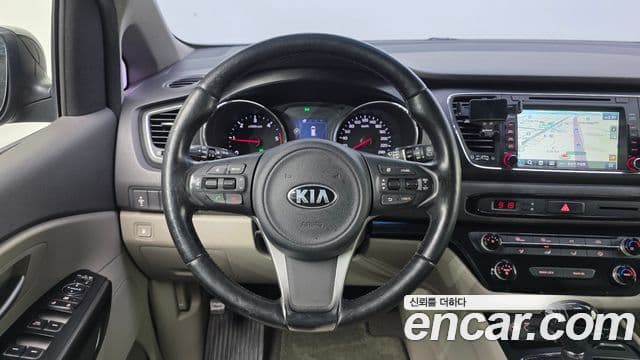 Kia All New Carnival Luxury, 2016 13