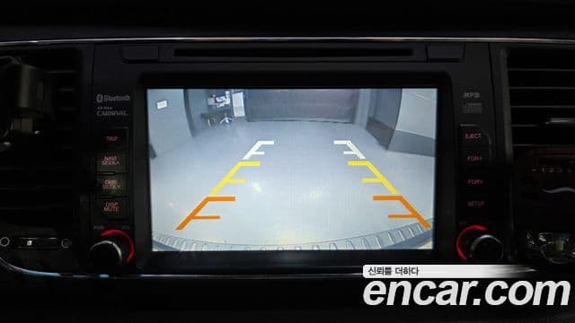 Kia All New Carnival Luxury, 2016 15