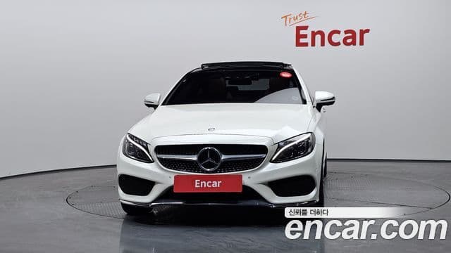 Mercedes-Benz C-класс W205 C200 купе, 2017 3