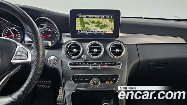 Mercedes-Benz C-класс W205 C200 купе, 2017 14