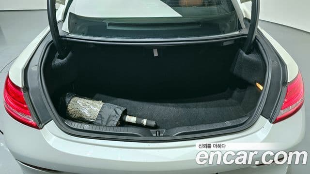 Mercedes-Benz C-класс W205 C200 купе, 2017 20