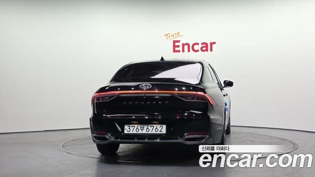 Hyundai The / новый New Grandeur IG гибрид Premium Choice, 2020 4