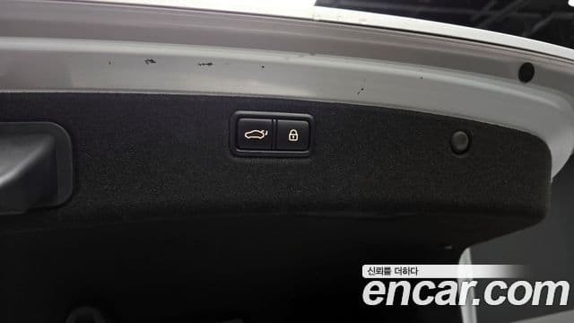 Genesis G80 Premium Luxury, 2018 20