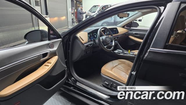 Hyundai Sonata гибрид (DN8) Millennial, 2021 10