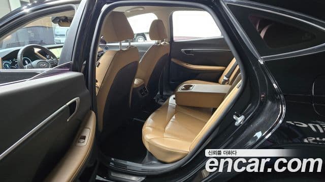 Hyundai Sonata гибрид (DN8) Millennial, 2021 11