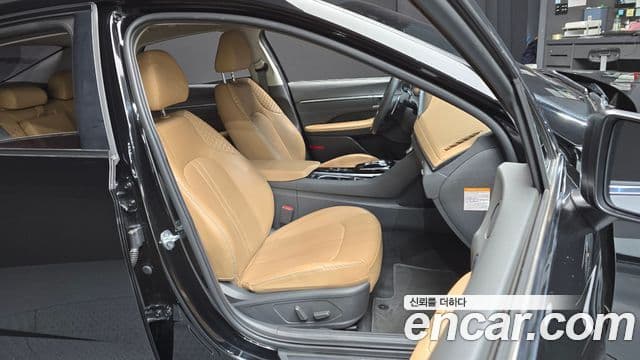 Hyundai Sonata гибрид (DN8) Millennial, 2021 12