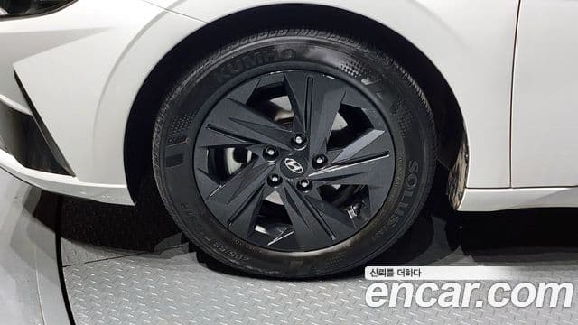 Hyundai Avante (CN7) Modern, 2023 все фото