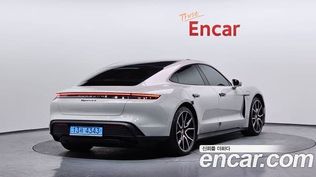 Porsche 타이칸 4S, 2025 2