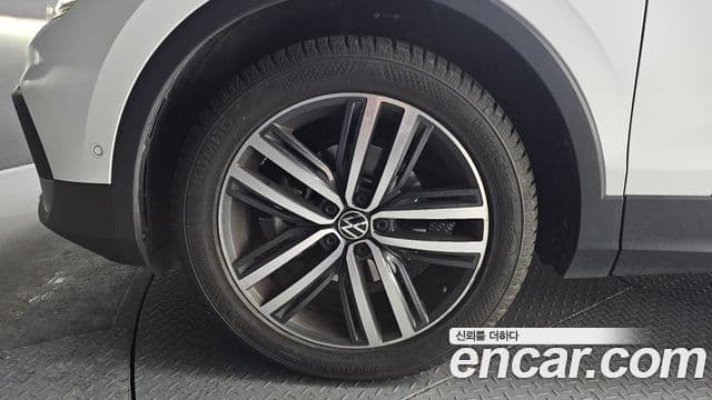 Volkswagen Tiguan 2세대 Prestige, 2023 все фото