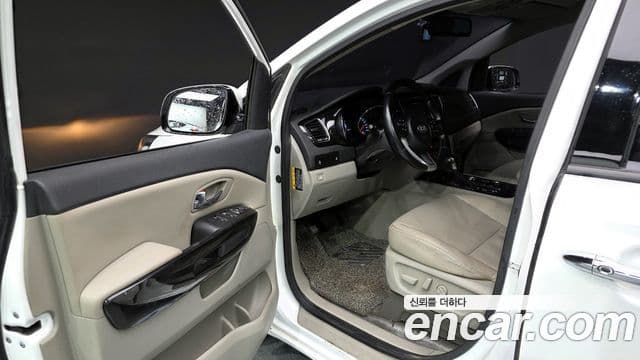 Kia The / новый New Carnival Prestige, 2019 10