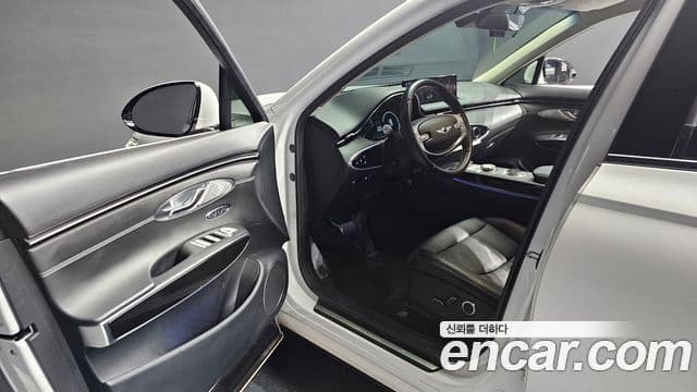 Genesis GV70, 2022 11