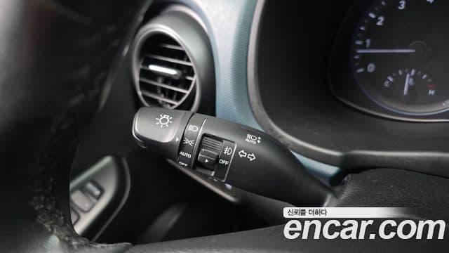 Hyundai Kona Premium, 2018 18