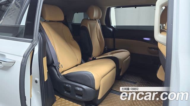 Kia Carnival 4세대 Signature, 2023 12