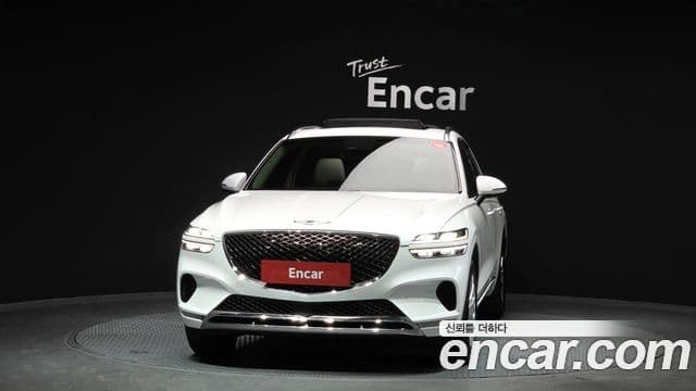 Genesis GV70, 2022 3