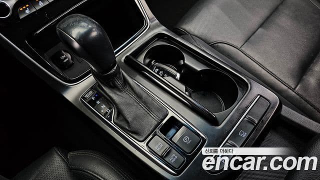 Hyundai Grandeur IG 3.0 Modern Basic (арендный автомобиль), 2018 9