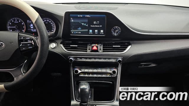 Hyundai Grandeur IG 3.0 Modern Basic (арендный автомобиль), 2018 16