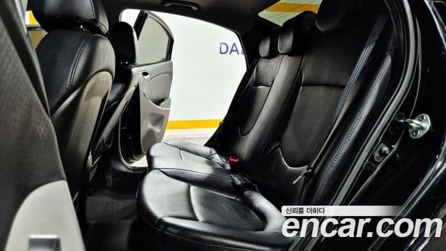 Hyundai Accent(новый кузов / новое поколение) Premier, 2012 13