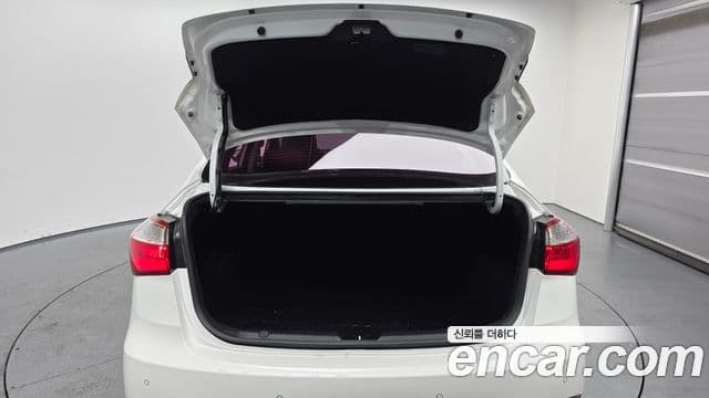 Kia K3 Deluxe, 2015 20