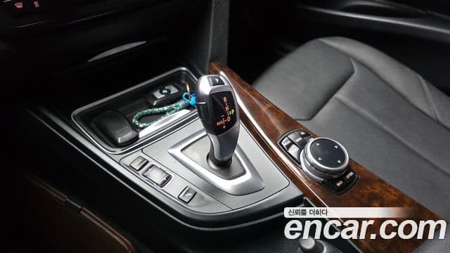 BMW 3시리즈 (F30), 2015 9