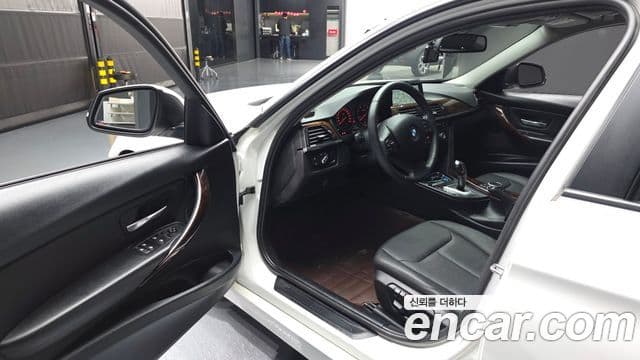 BMW 3시리즈 (F30), 2015 10