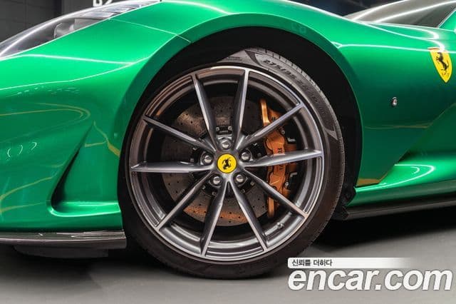 Ferrari 812 GTS, 2021 3