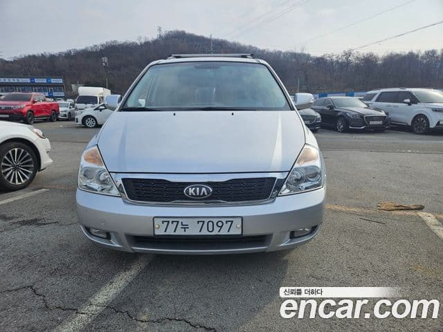 Kia Carnival R топовая версия, 2013 1