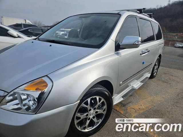 Kia Carnival R топовая версия, 2013 3