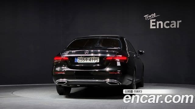 Mercedes-Benz E-класс W213 Avantgarde, 2021 4
