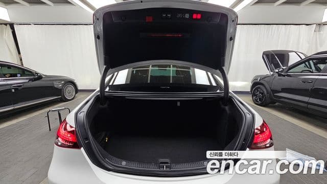 Mercedes-Benz E-класс W213 AMG Line, 2023 20