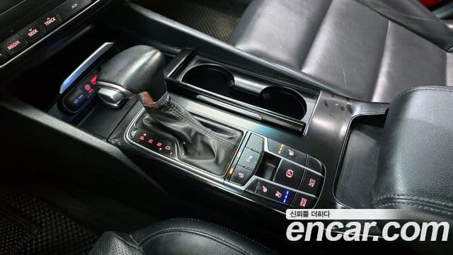 Kia All New K7 Prestige, 2016 9