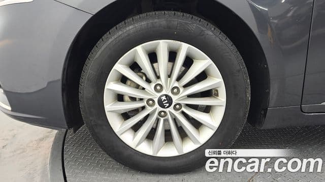 Kia All New K7 3.0 LPI Luxury (арендный автомобиль), 2016 все фото