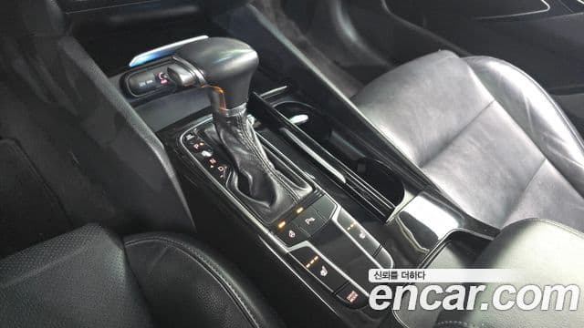 Kia All New K7 3.0 LPI Luxury (арендный автомобиль), 2016 9