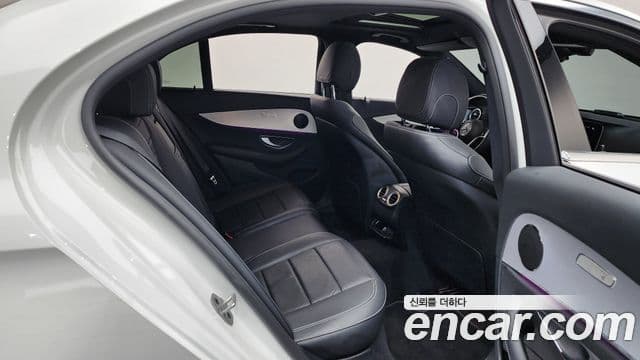 Mercedes-Benz E-класс W213 Avantgarde, 2021 12