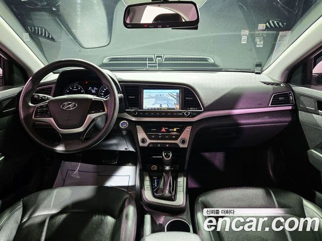 Hyundai Avante AD 1.6 GDI Value Plus, 2017 8