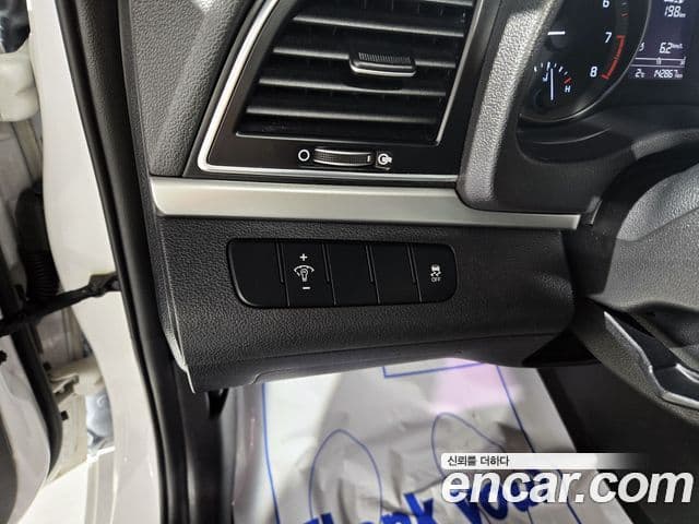 Hyundai Avante AD 1.6 GDI Value Plus, 2017 10