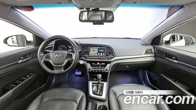 Hyundai Avante AD 1.6 GDI Smart, 2018 7