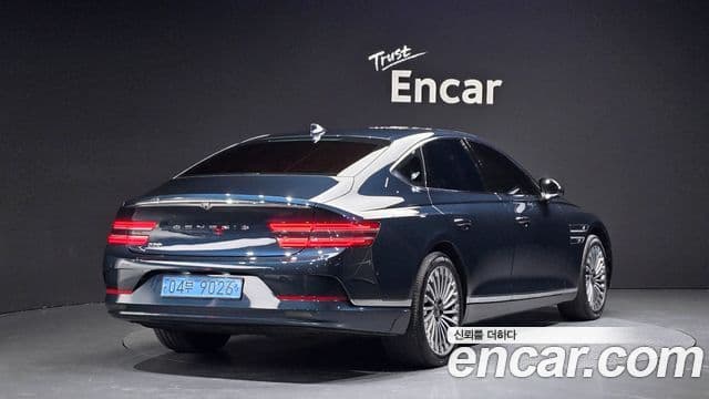 Genesis electrified G80 (RG3) e-AWD, 2022 2
