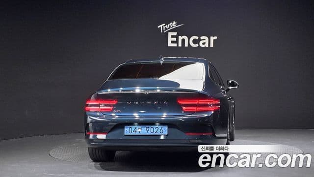 Genesis electrified G80 (RG3) e-AWD, 2022 4