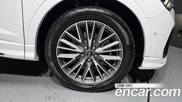 Audi Q3 (F3) 40 TFSI Quattro Premium Sportback, 2025 все фото