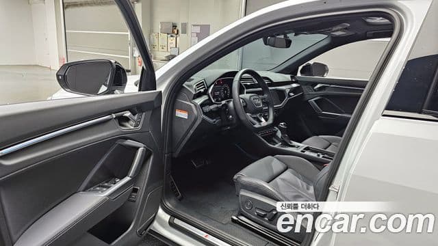 Audi Q3 (F3) 40 TFSI Quattro Premium Sportback, 2025 10