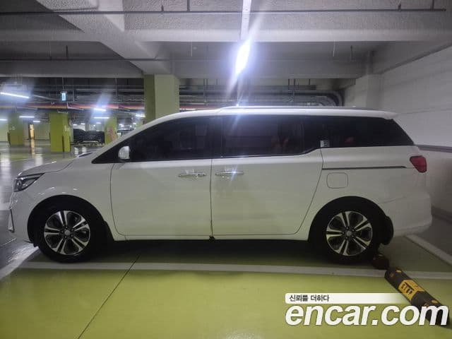 Kia The / новый New Carnival Luxury, 2019 2