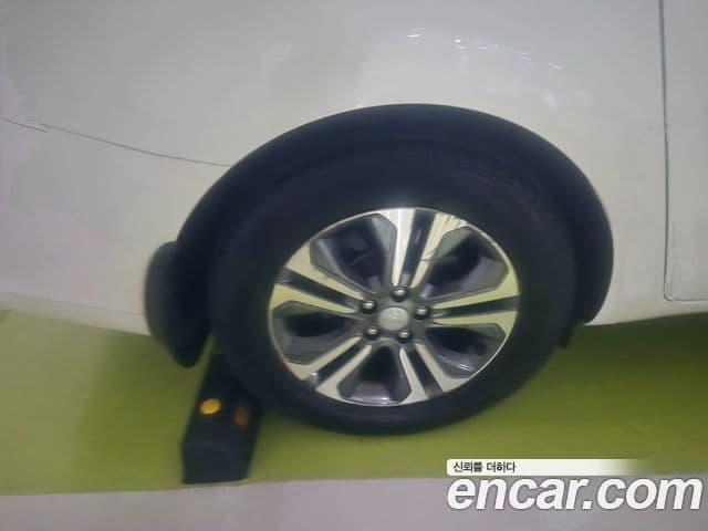 Kia The / новый New Carnival Luxury, 2019 6