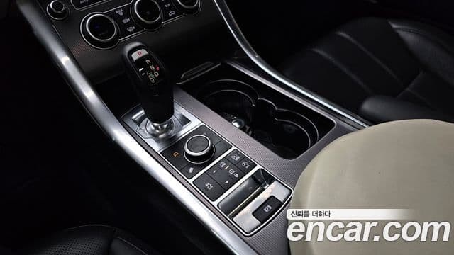 Land Rover Range Rover Sport 2세대 3.0 SDV6 HSE, 2017 9
