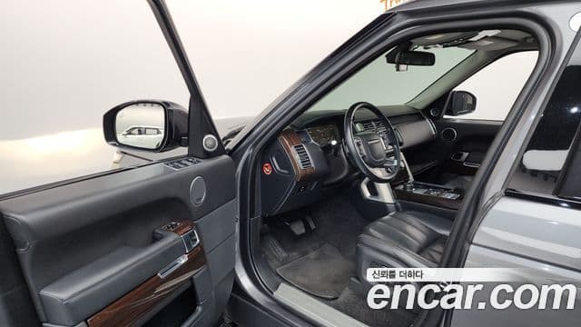 Land Rover Range Rover 4세대 4.4 SDV8 Vogue SE дизель, 2015 10