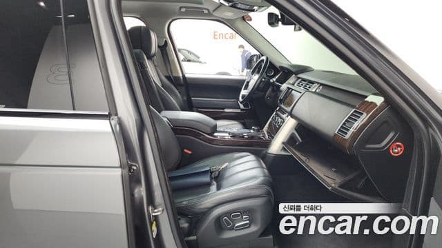 Land Rover Range Rover 4세대 4.4 SDV8 Vogue SE дизель, 2015 11