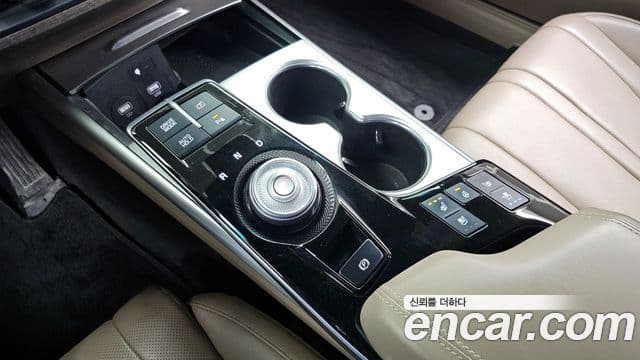 Kia K8 гибрид Noblesse, 2022 9