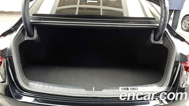 Kia K8 гибрид Noblesse, 2022 20